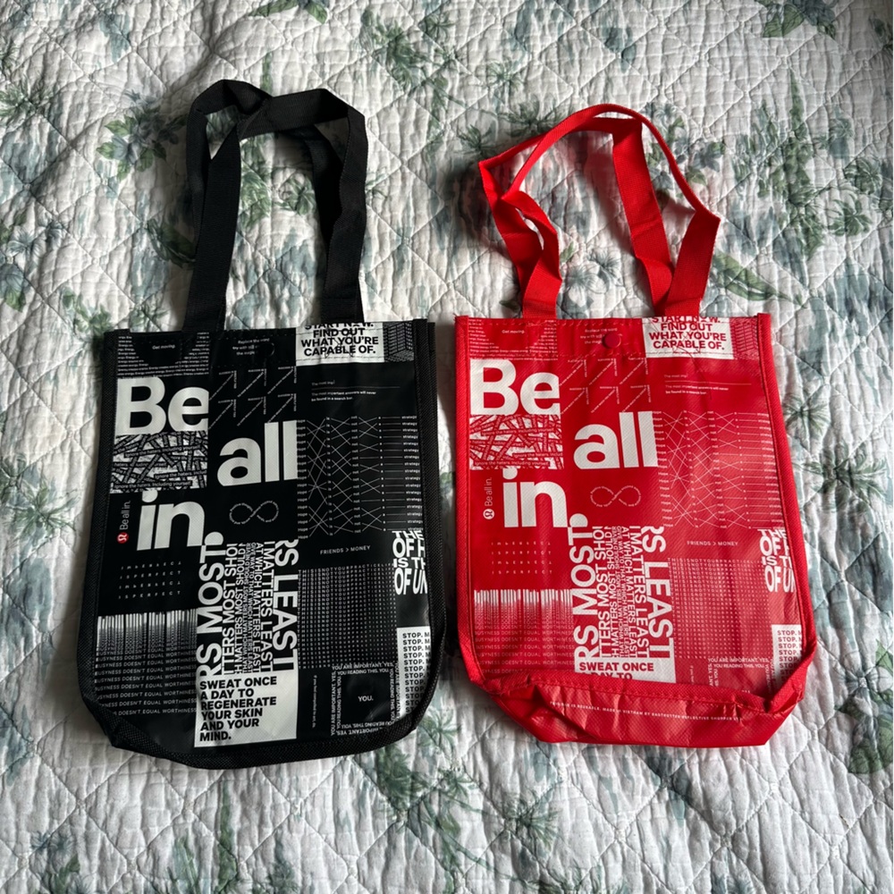 Lululemon Black Red Small Totes Duo Set Lot Two - Picture 3 of 4